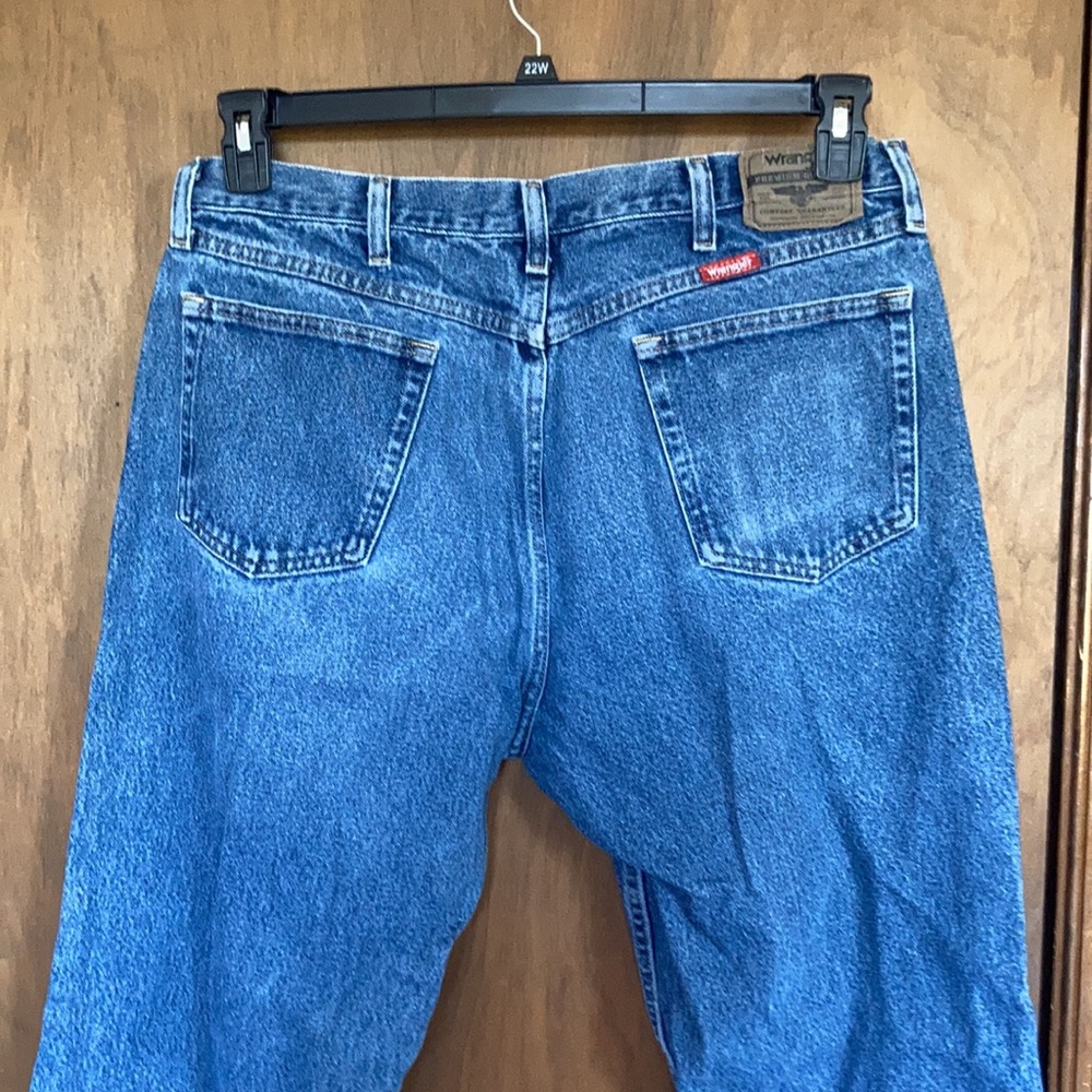 Wrangler relaxed fit jean 38x30 cotton denim - Picture 11 of 17
